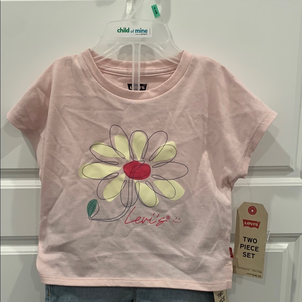 Levi's Girls Two Piece Short Sleeve Tee with shorts - Picture 2 of 8